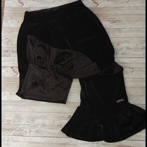 Velvet Matilda Jane Ruffles Large